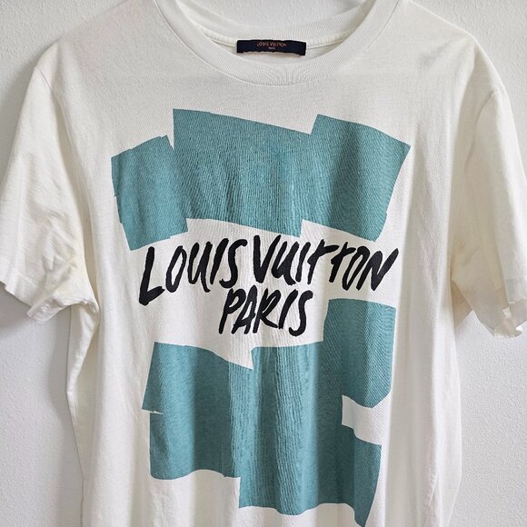 Louie Vuitton Malletier Paris T-Shirt Size S (Original $595)